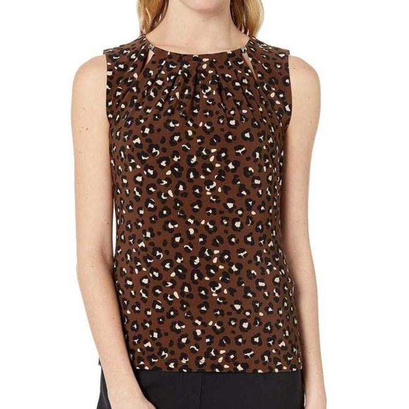 NEW! Tommy Hilfiger Animal Print Pleated Top. - Picture 2 of 8